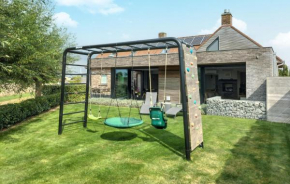 Beautiful Home In Poperinge With Wifi
